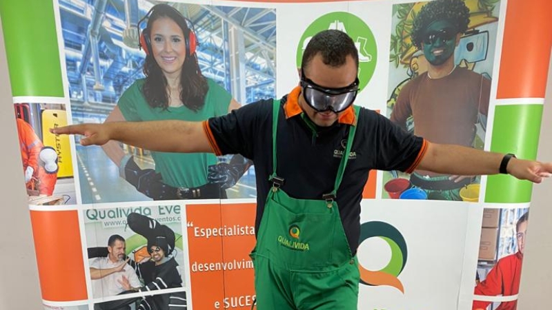 Treinamentos corporativos com suporte premium